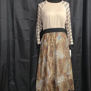 🌸 LuLaRoe Randy with LuLaRoe LoLa